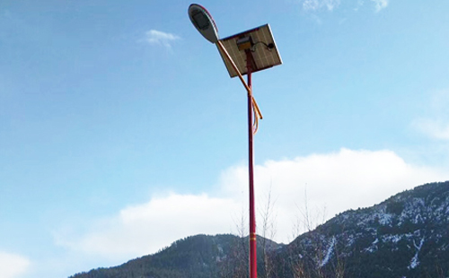 如何选择高质量的江达太阳能路灯材料：全方位指南