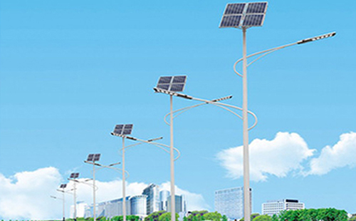 北方冬季江达太阳能路灯的保养要点