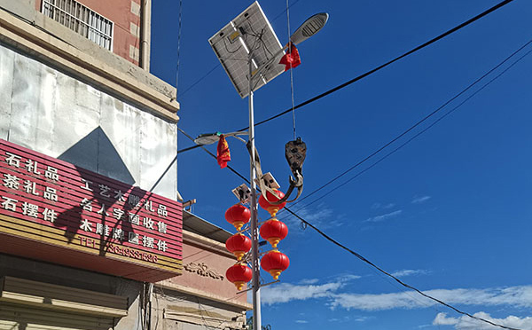 江达智慧路灯如何实现城市节能管理